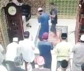 Gerah Dengar Suara Ngaji, Pria Penyerang Imam saat Sholat Diakui Sakit Jiwa